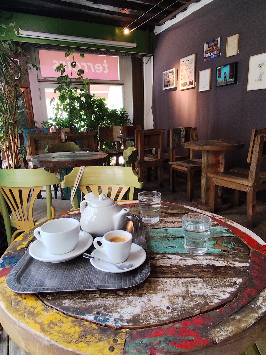 The Cafeotheque Of Paris-3